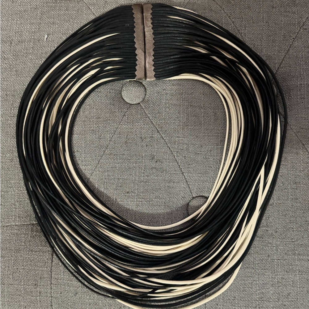 Elegant Black and Cream Necklace